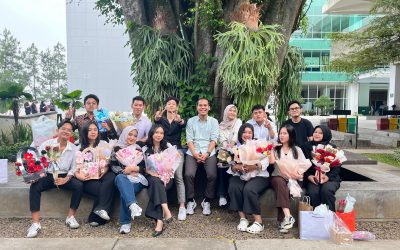 RESEARCH DAY: PANGGUNG AKADEMIK TERBUKA UNTUK UJIAN RANCANGAN PENELITIAN MAHASISWA